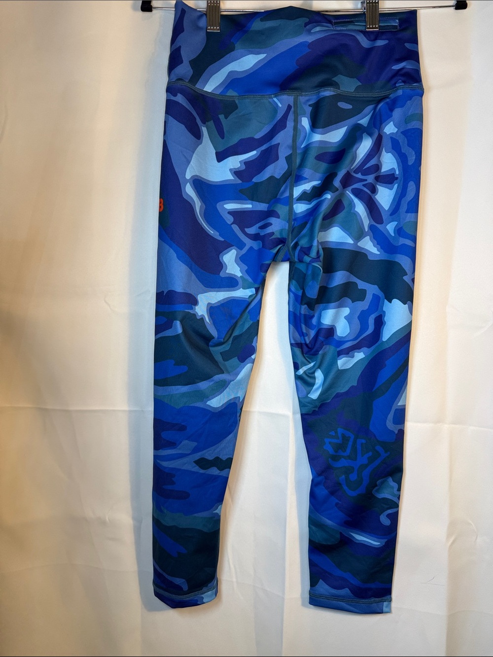 Blue Camo High-Waist Leggings/yoga pants size S